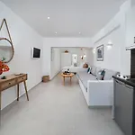 Korina's Apartament Ándros