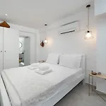 Korina's Apartament Ándros