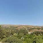 Korina's * Ándros