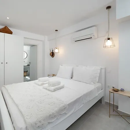 Korina's Apartman Ándros