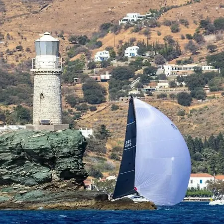 Korina's Ándros